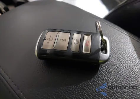 2015 Kia Cadenza Premium из США, поврежденный, VIN KNALN4D74F5168732